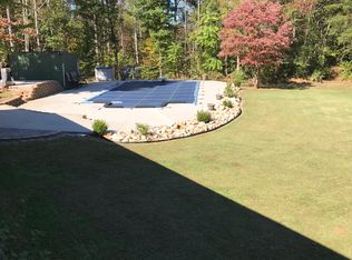433 Blackberry Ln, Dandridge, TN 37725