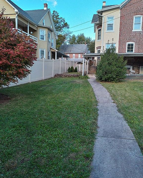2nd image of 510 Race St