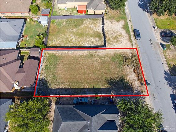4th image of 2401 Brazil St