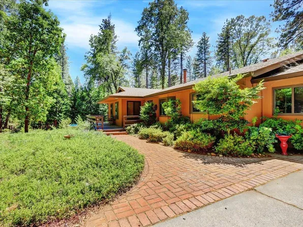 11234 Tower Hill Rd, Nevada City, CA 95959