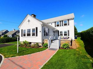 18 Leonard Bodwell Rd, Narragansett, RI 02882