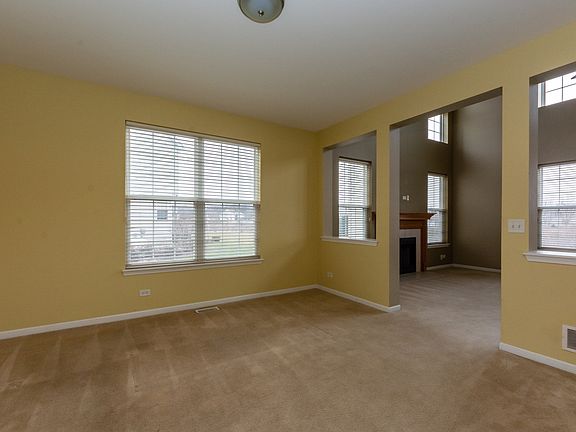 3rd image of 1163 Kimberly Ln