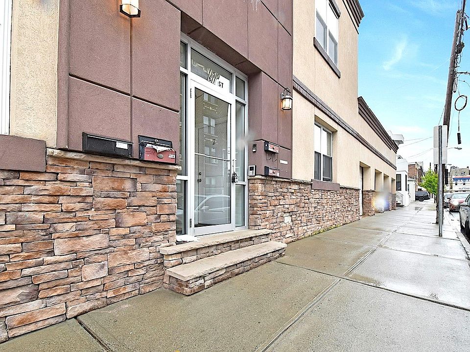 1st image of 150 61st St #2-1R