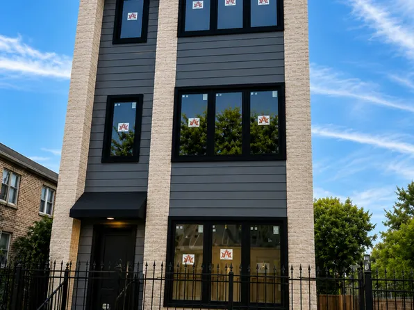 3327 W Division St, Chicago, IL 60651