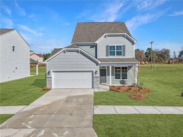 334 Blooming Maple Dr, Kernersville, NC 27284