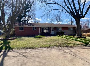 1310 Cardinal Ln, Florissant, MO
