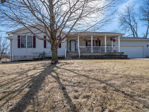 2268 E Knox St, Galesburg, IL 61401