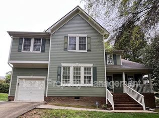 100 Old Dock Trl, Cary, NC 27519