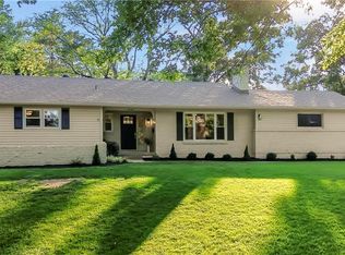 8100 Dearborn Dr, Prairie Village, KS 66208