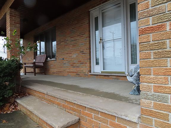 3rd image of 555 Coolidge Ave