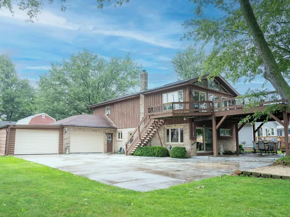 107 Parkway Ct, Saint Marys, OH 45885