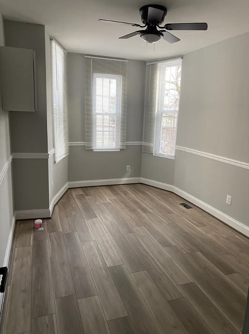 1233 North Luzerne Avenue $700 Available (Shared Bath) — Photo 4