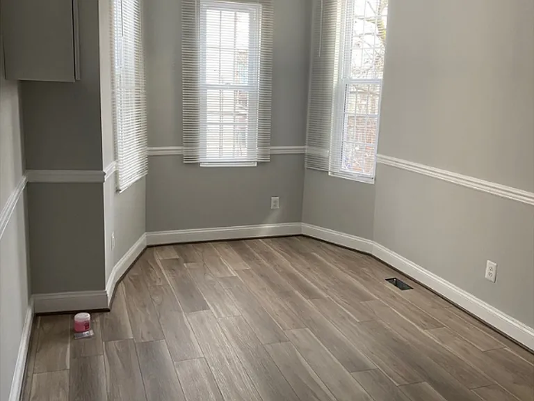 1233 N Luzerne Ave #B-600 — Photo 10