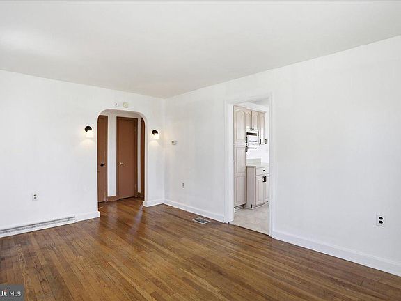 5th image of 197 State Cir