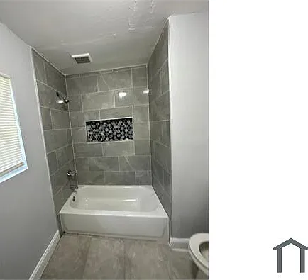 1436 W 25th St — Photo 20