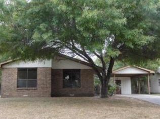 722 Patton Dr, Seguin, TX 78155