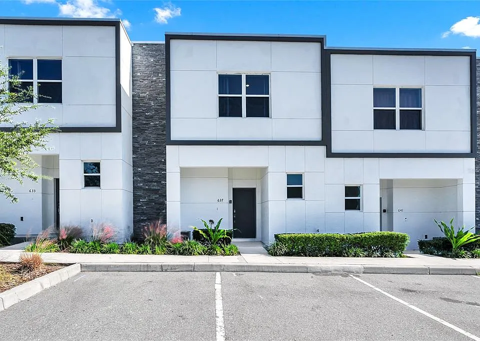 637 Trikomo Dr