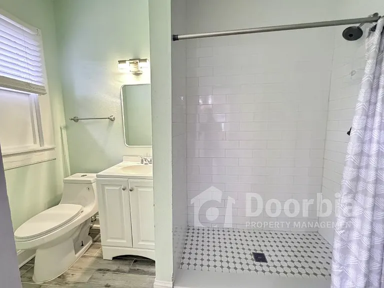 1763 Landon Ave — Photo 12