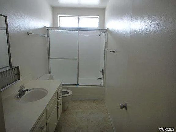 4th image of 2260 Shady Hills Dr