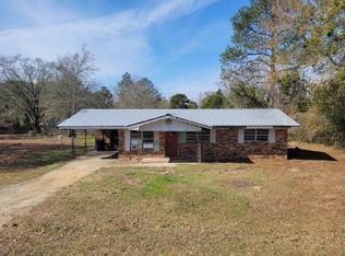 75 Blueberry Dr, Laurel Hill, FL 32567