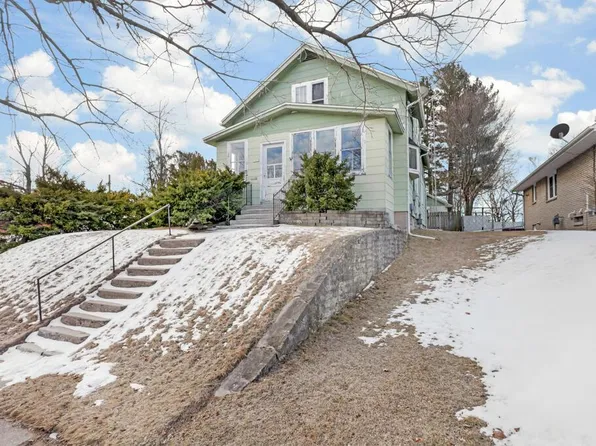 1503 Philippen STREET, Manitowoc, WI 54220