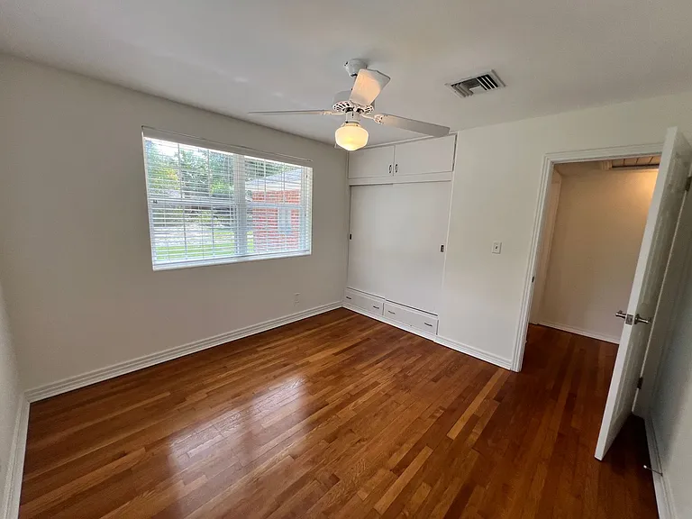 1377 Tiber Ave — Photo 31