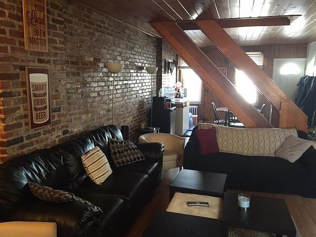 1st image of 204 Baldwin St
