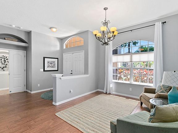 4th image of 2756 Harvest Dr