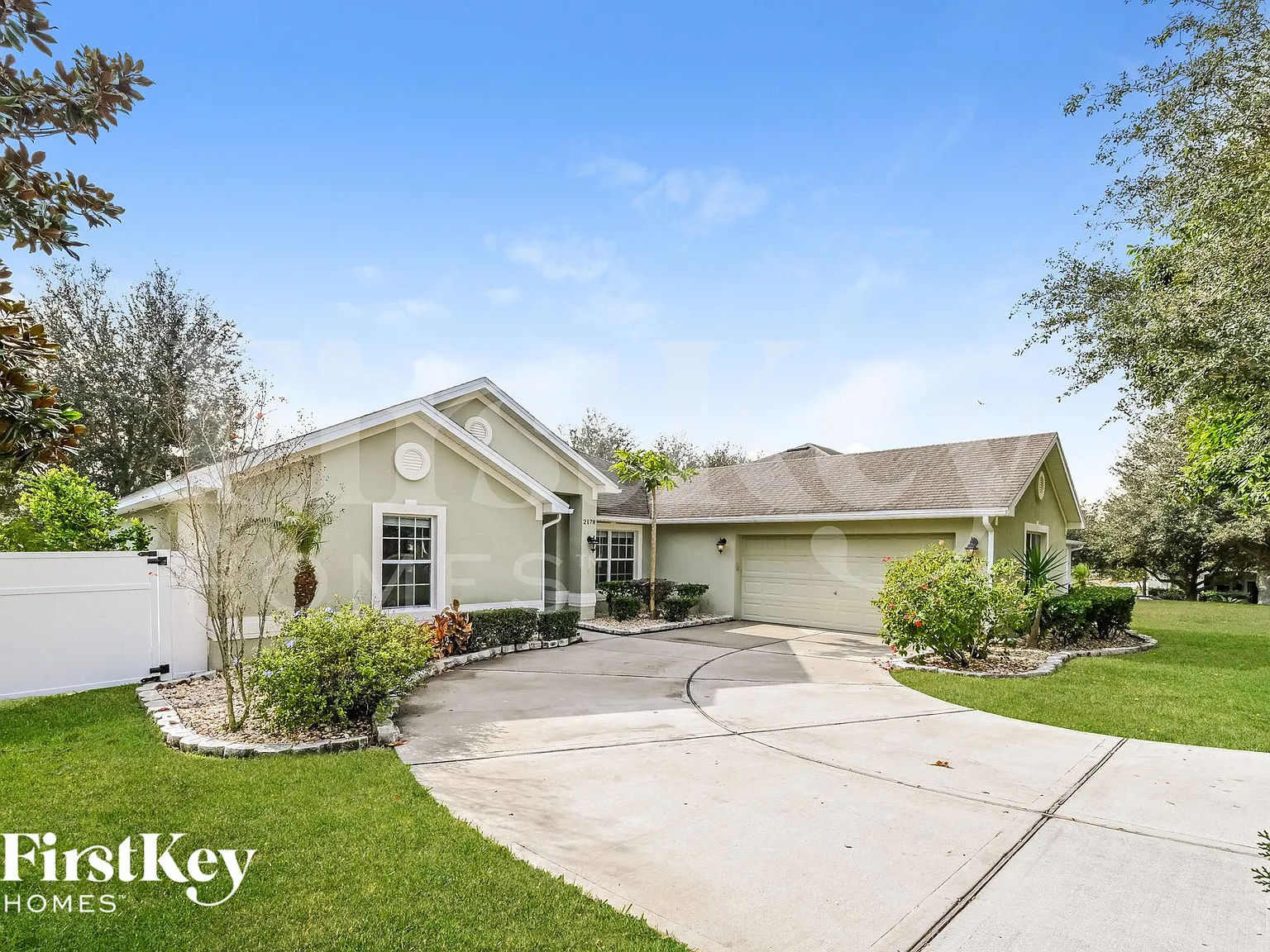 4 bed, 3.0 bath, 2663 sqft, $3,080 — Photo 2