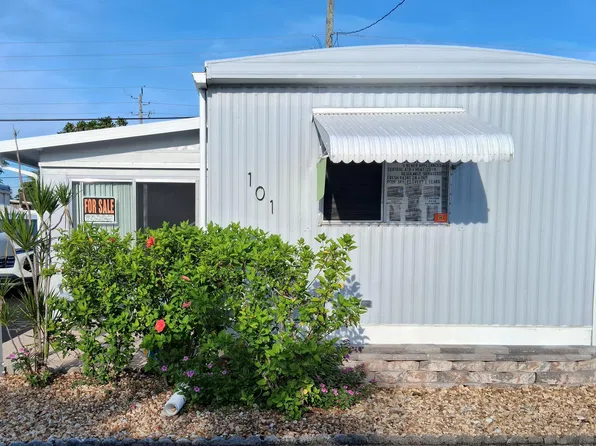 101 W Lake Dr, Hallandale, FL 33009
