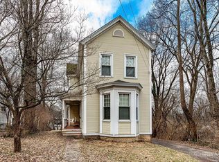 2707 Silverleaf Ave, Cincinnati, OH 45212