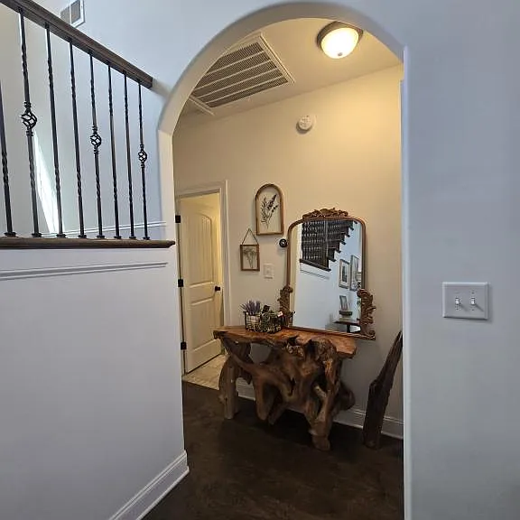 425 Veronica Ct — Photo 14