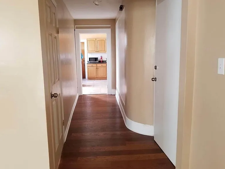 37 Webster St — Photo 3