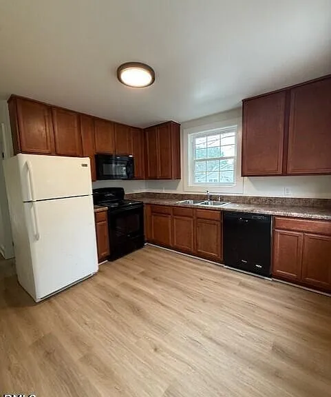 103 Broughton St — Photo 8