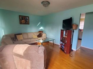 11150 Jerries Ln, Saint Louis, MO 63136