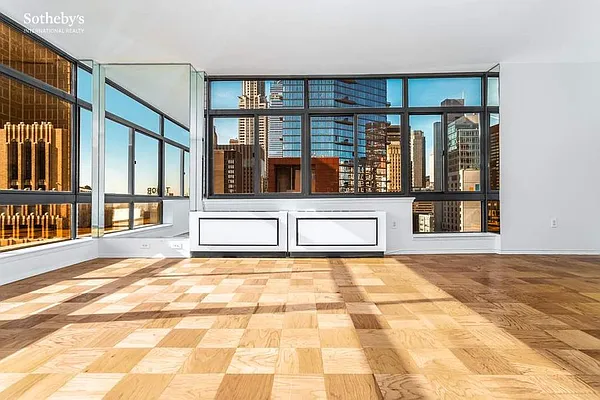 Sold by Sotheby's International Realty | media 2