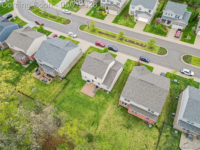 8640 Quincy Dr — Photo 43