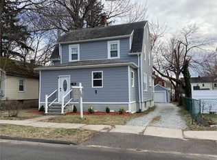 17 Morningside St W, Hartford, CT 06112