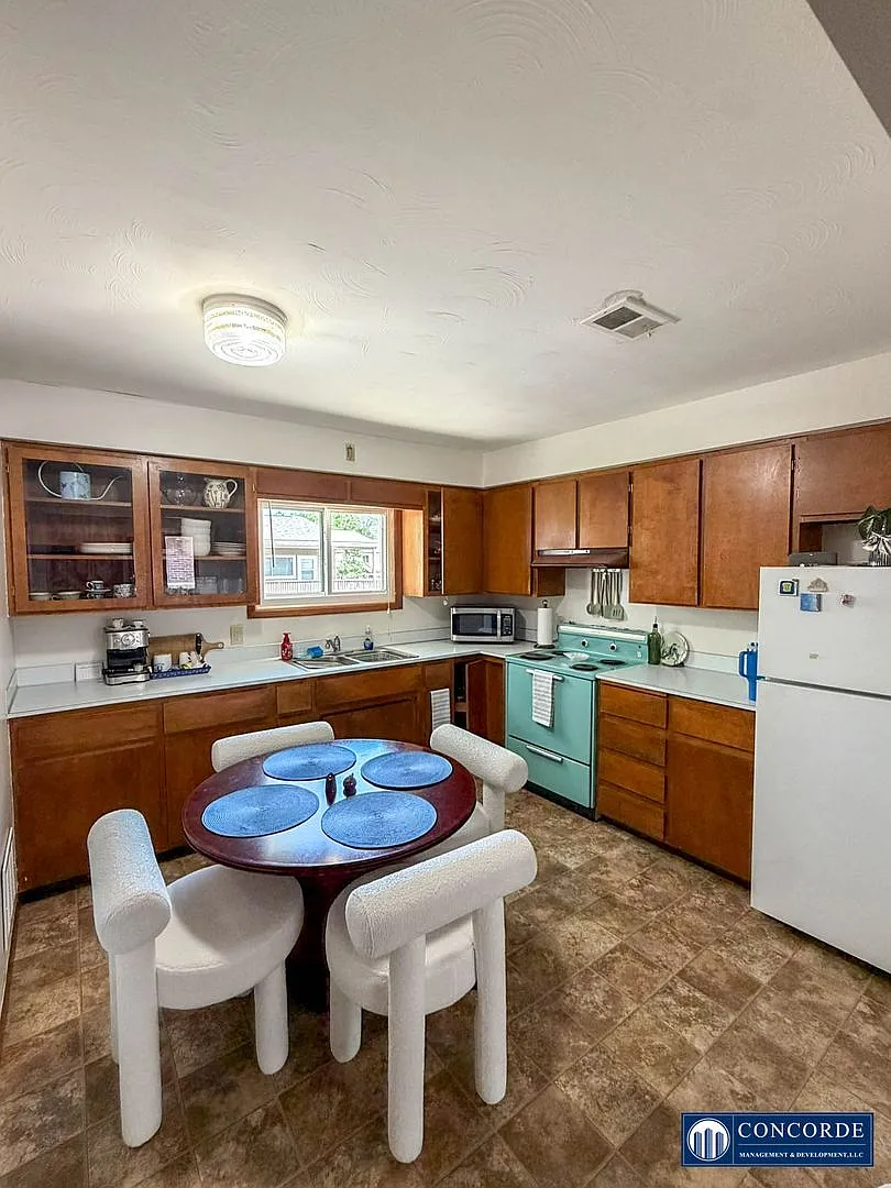 Centennial apartments — Photo 1