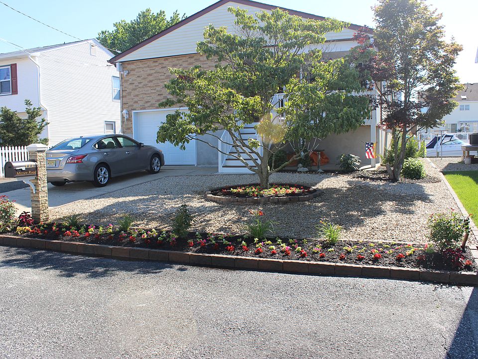1st image of 111 Mizzen Rd