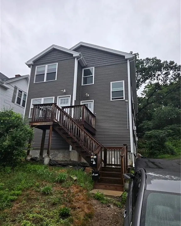 3 Baltimore St #1B