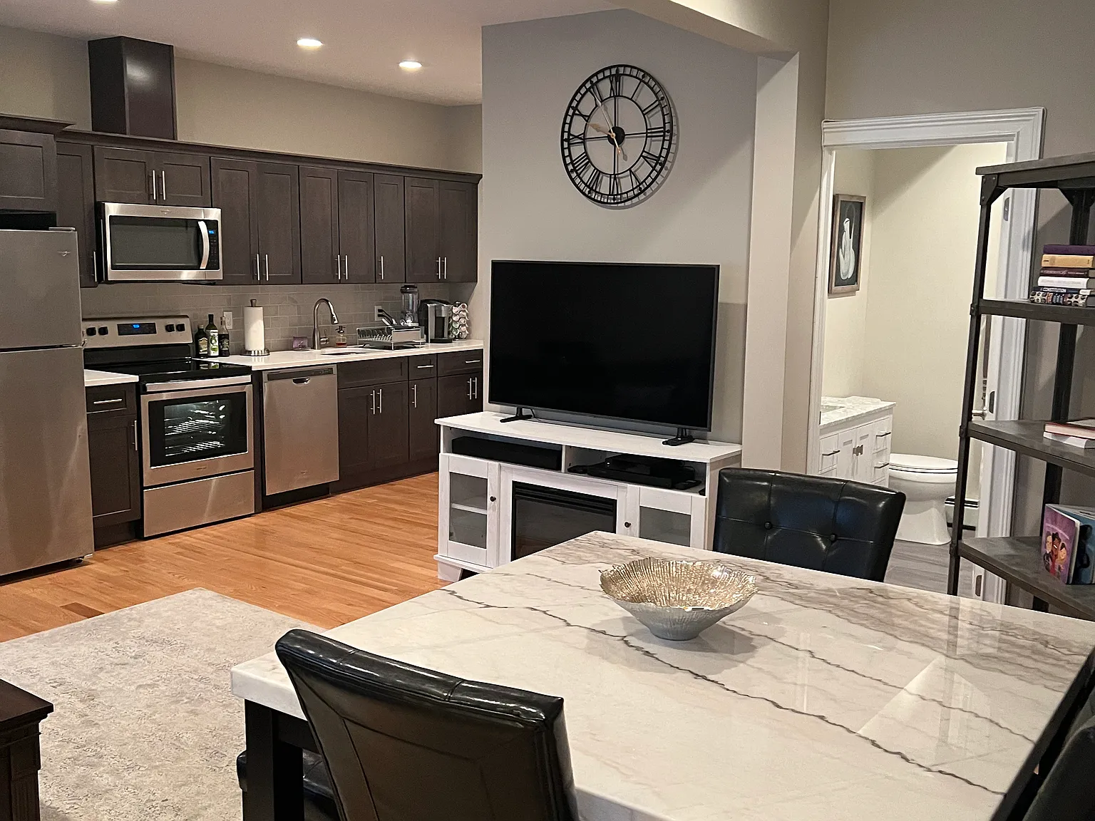 1 bed, 750 sqft, $2,795 — Photo 2