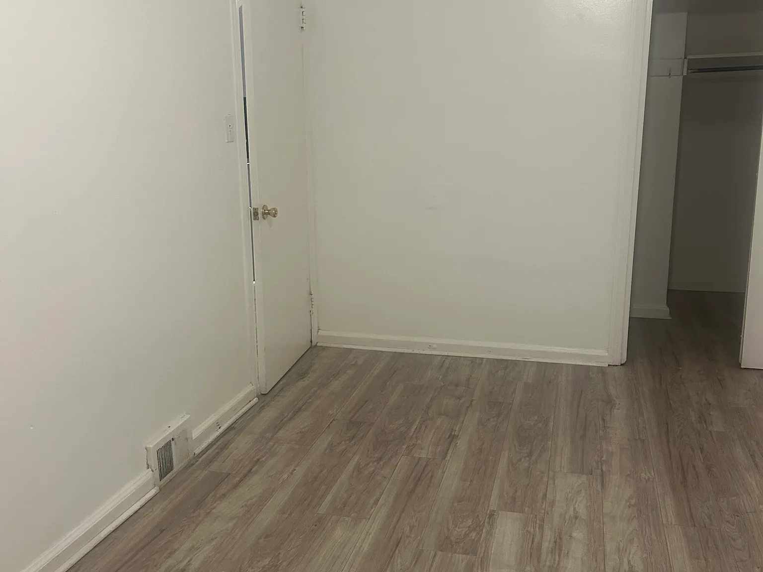 2 bed, 750 sqft, $1,150 — Photo 3