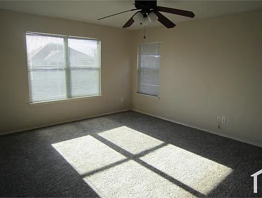 4721 Palm Ridge Dr — Photo 7