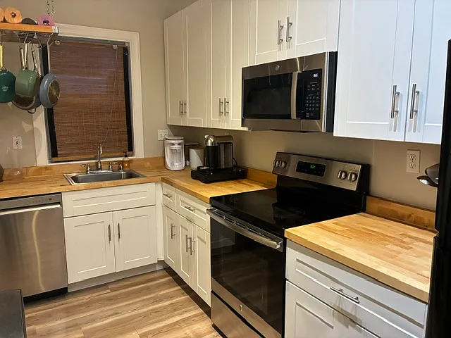2222 12th Pl NW — Photo 4