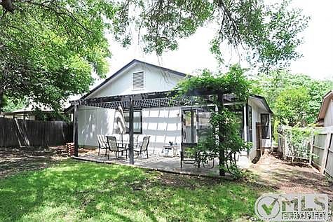 4th image of 812 Garden Meadow Dr