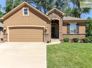 9634 N Adrian Pl, Kansas City, MO 64154