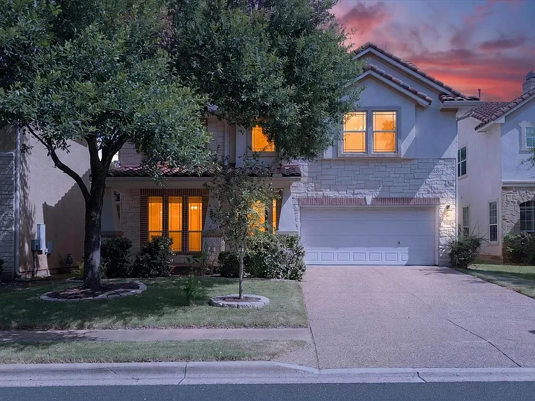 15324 Interlachen Dr — Photo 1