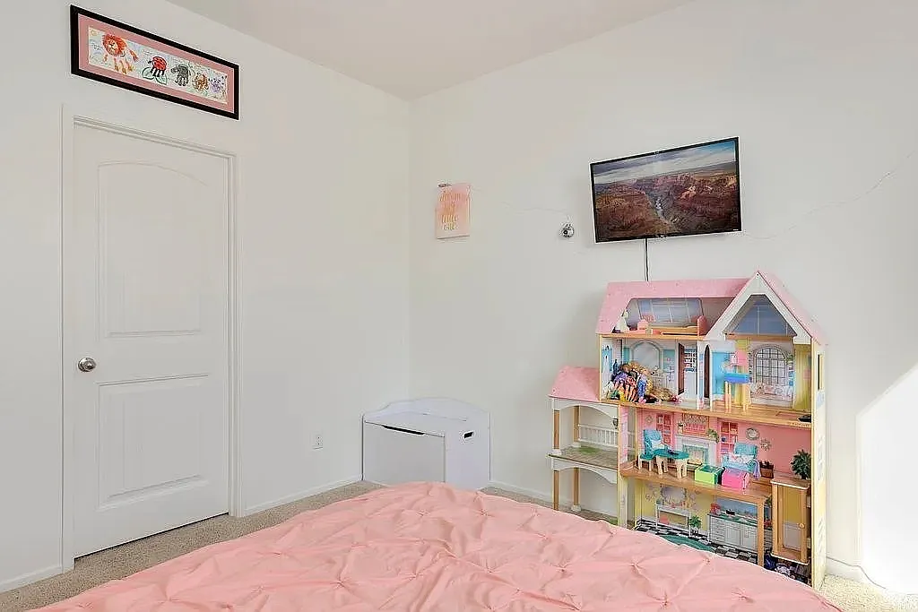 914 Haviture Way - 1 — Photo 3