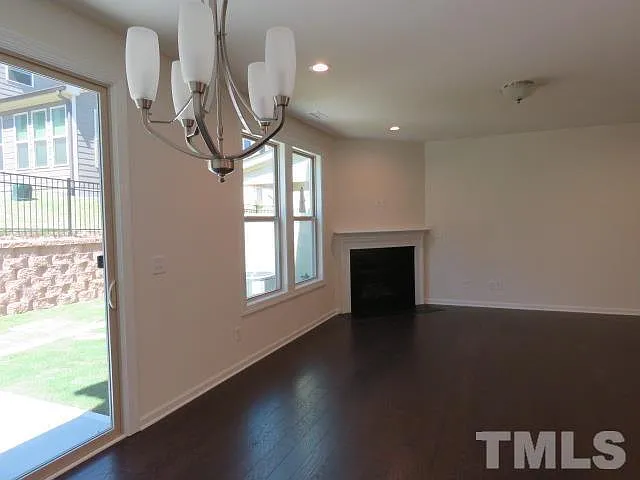 Building Photo - 114 White Crane Ct